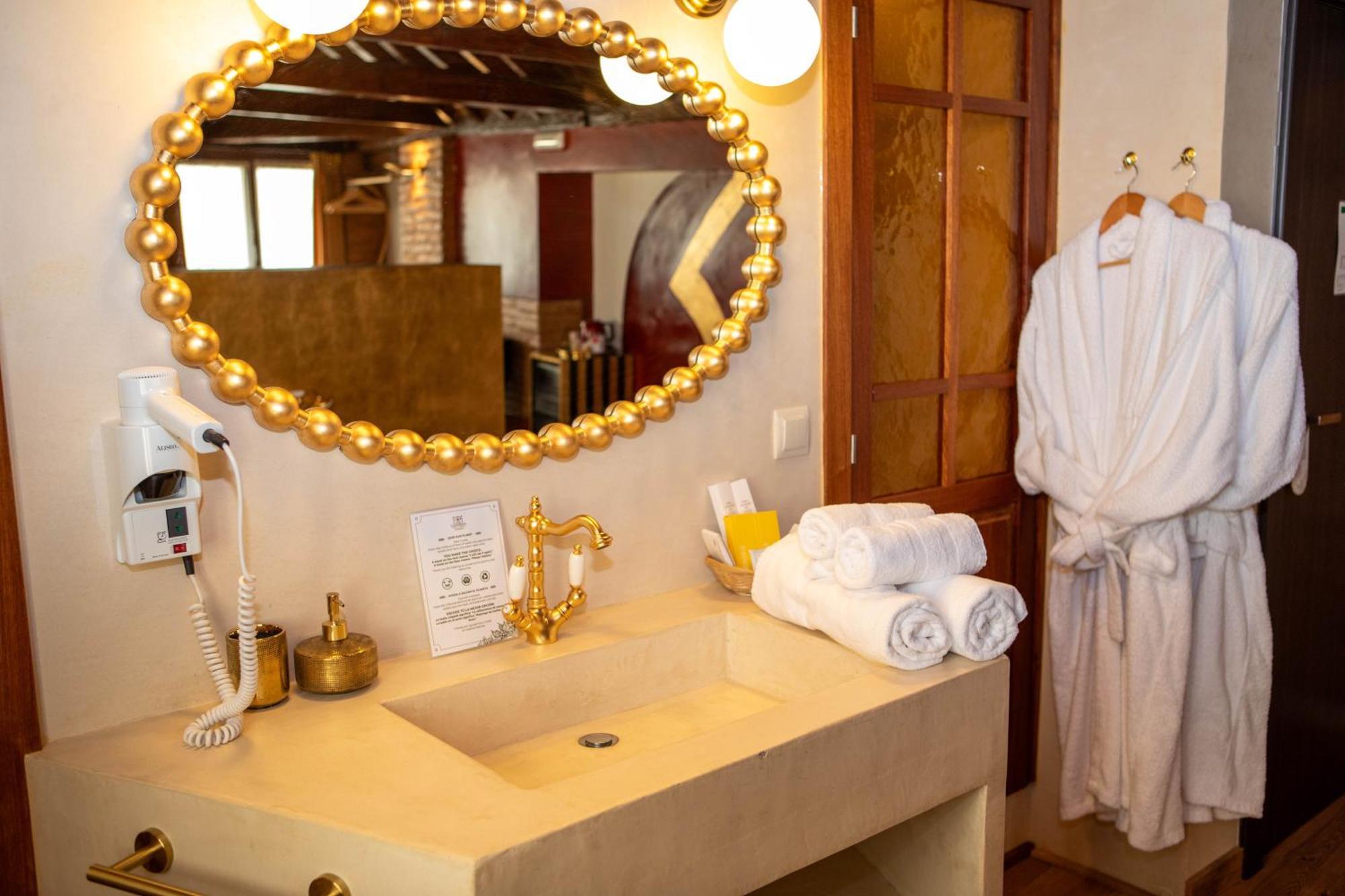 Hotel Boutique Posada Castaneda กรานาดา ภายนอก รูปภาพ